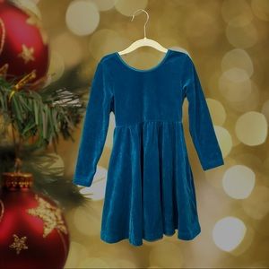 Hanna Andersson Velour Skater Dress size 4 (trek teal)